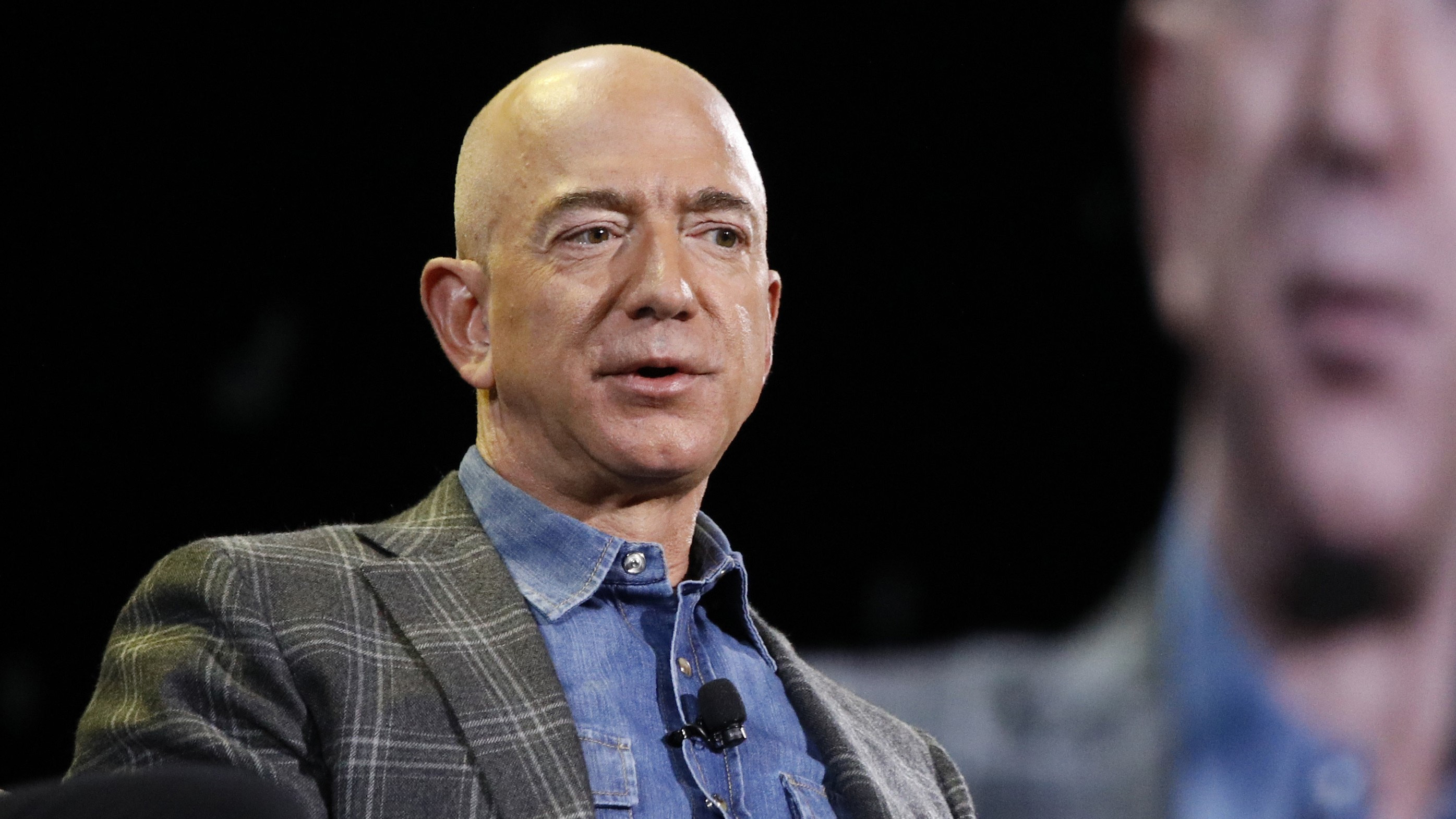 Jeff Bezos Is Once Again The Richest Person In The World After Two Weeks At No. 2